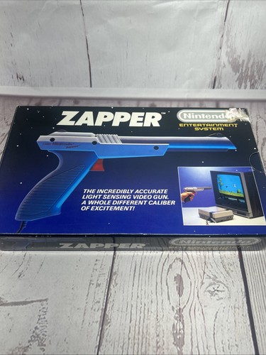 Nintendo nes light - light, zapper