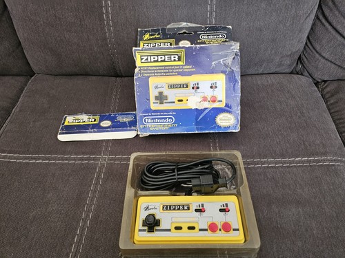 Beeshu zipper nes controller - beeshu,